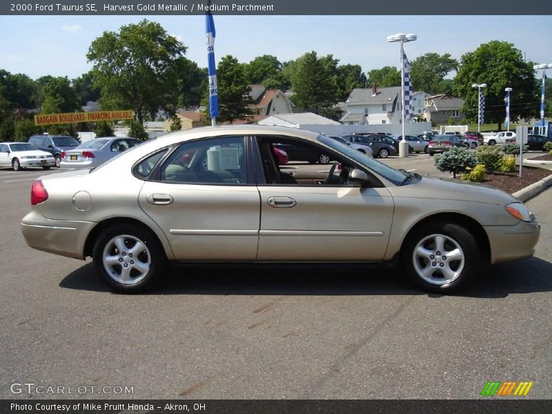 Harvest Gold Metallic / Medium Parchment 2000 Ford Taurus SE