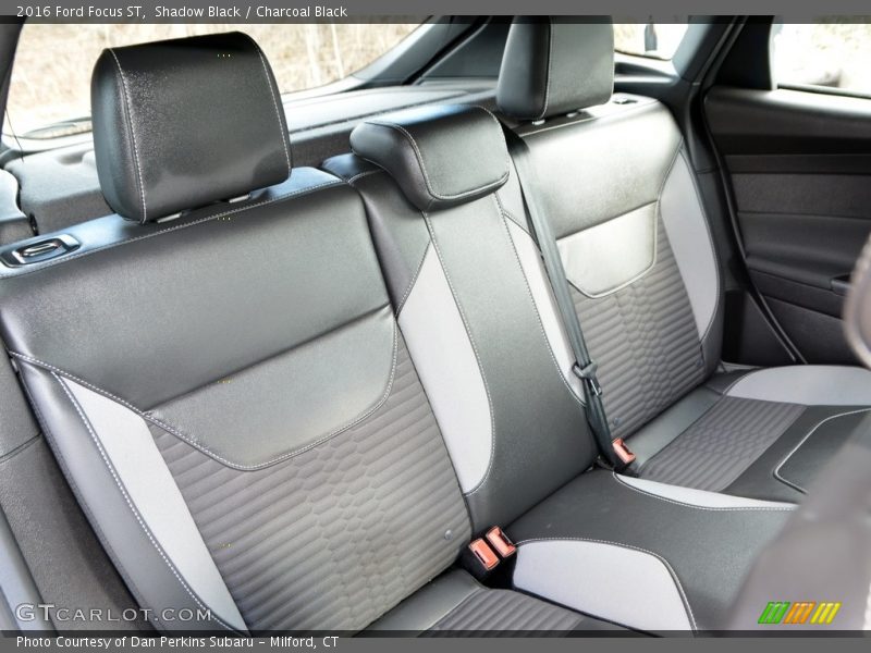 Shadow Black / Charcoal Black 2016 Ford Focus ST