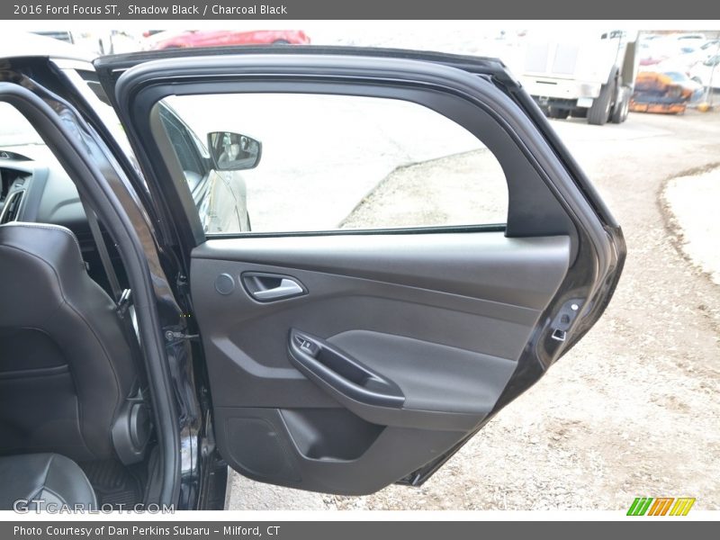 Shadow Black / Charcoal Black 2016 Ford Focus ST