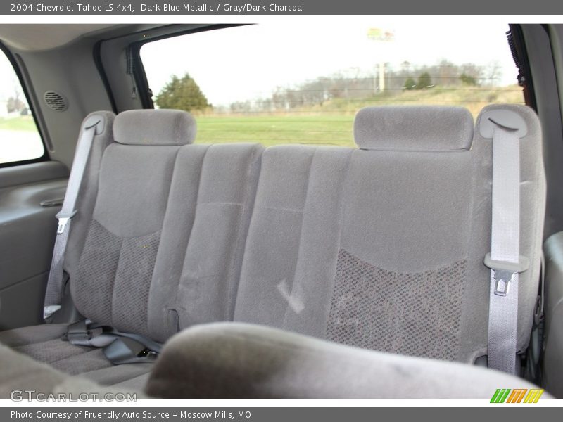 Dark Blue Metallic / Gray/Dark Charcoal 2004 Chevrolet Tahoe LS 4x4