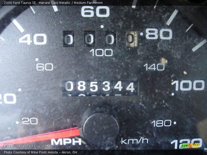 Harvest Gold Metallic / Medium Parchment 2000 Ford Taurus SE