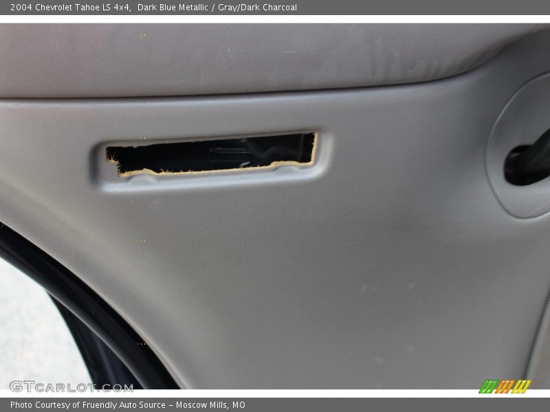 Dark Blue Metallic / Gray/Dark Charcoal 2004 Chevrolet Tahoe LS 4x4