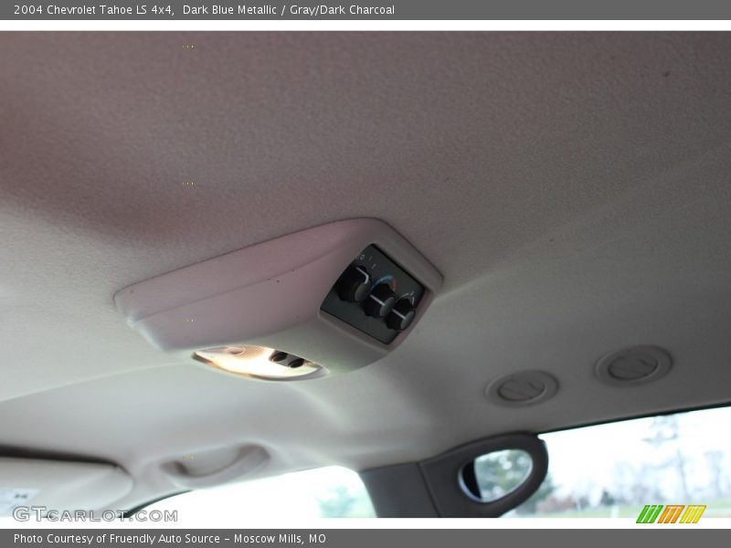 Dark Blue Metallic / Gray/Dark Charcoal 2004 Chevrolet Tahoe LS 4x4