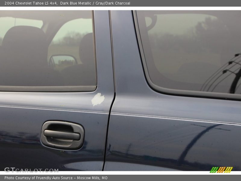Dark Blue Metallic / Gray/Dark Charcoal 2004 Chevrolet Tahoe LS 4x4