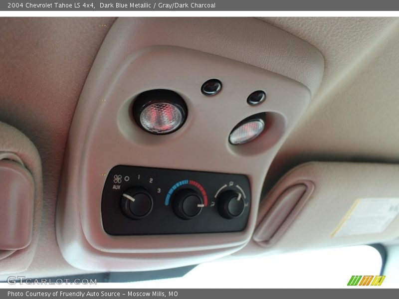Dark Blue Metallic / Gray/Dark Charcoal 2004 Chevrolet Tahoe LS 4x4