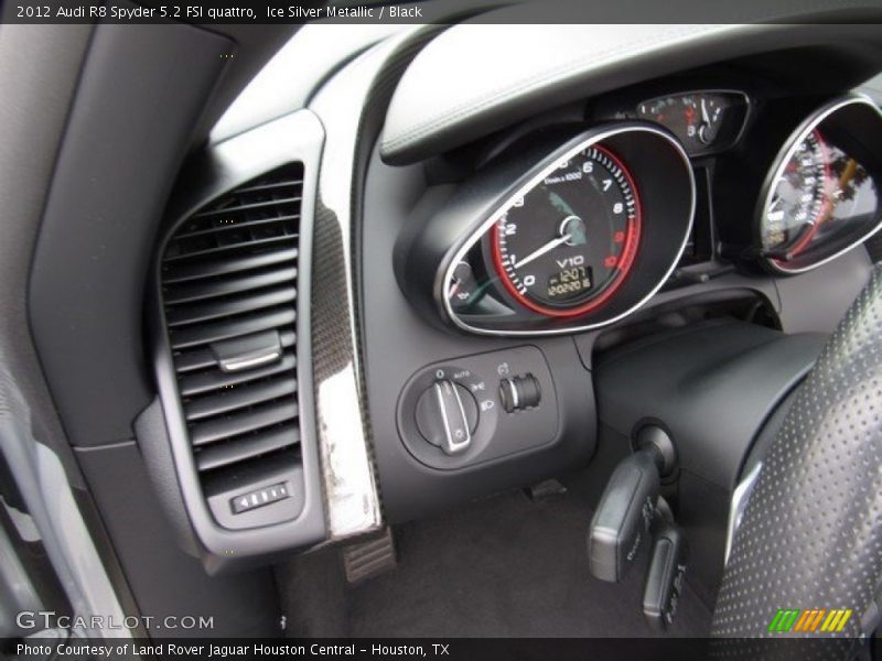 Ice Silver Metallic / Black 2012 Audi R8 Spyder 5.2 FSI quattro