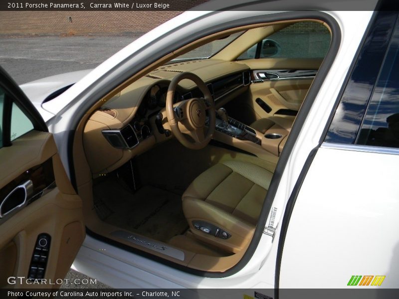 Carrara White / Luxor Beige 2011 Porsche Panamera S