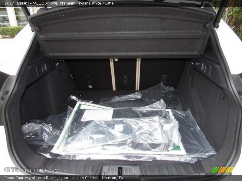 Polaris White / Latte 2017 Jaguar F-PACE 20d AWD Premium