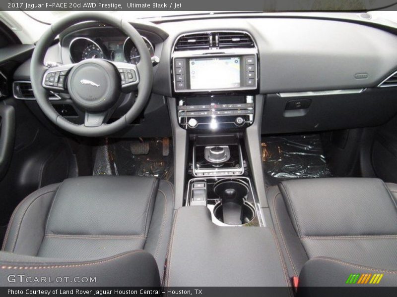 Dashboard of 2017 F-PACE 20d AWD Prestige