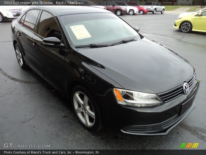 Black / Titan Black 2012 Volkswagen Jetta SE Sedan