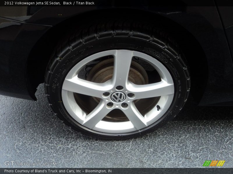 Black / Titan Black 2012 Volkswagen Jetta SE Sedan