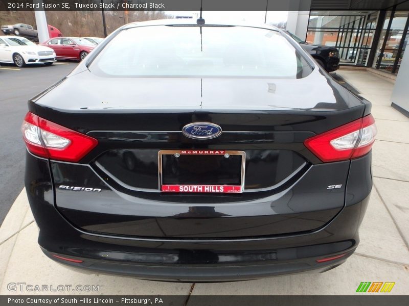 Tuxedo Black / Charcoal Black 2014 Ford Fusion SE