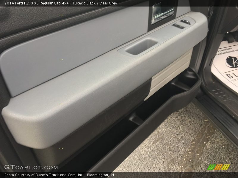 Tuxedo Black / Steel Grey 2014 Ford F150 XL Regular Cab 4x4