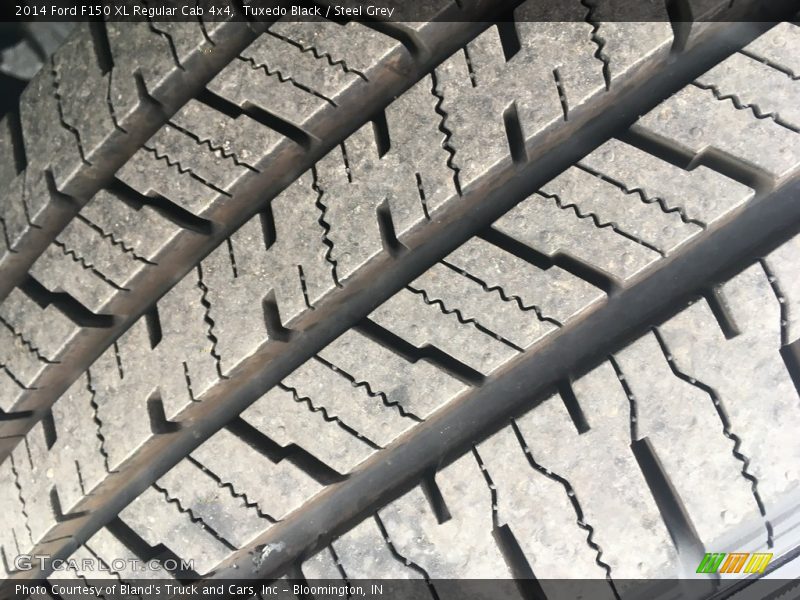 Tuxedo Black / Steel Grey 2014 Ford F150 XL Regular Cab 4x4