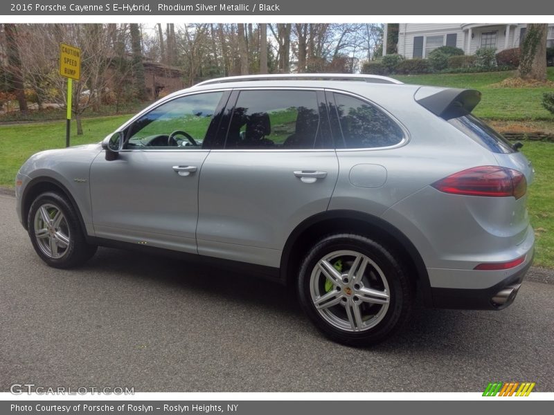 Rhodium Silver Metallic / Black 2016 Porsche Cayenne S E-Hybrid