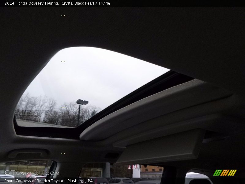 Crystal Black Pearl / Truffle 2014 Honda Odyssey Touring