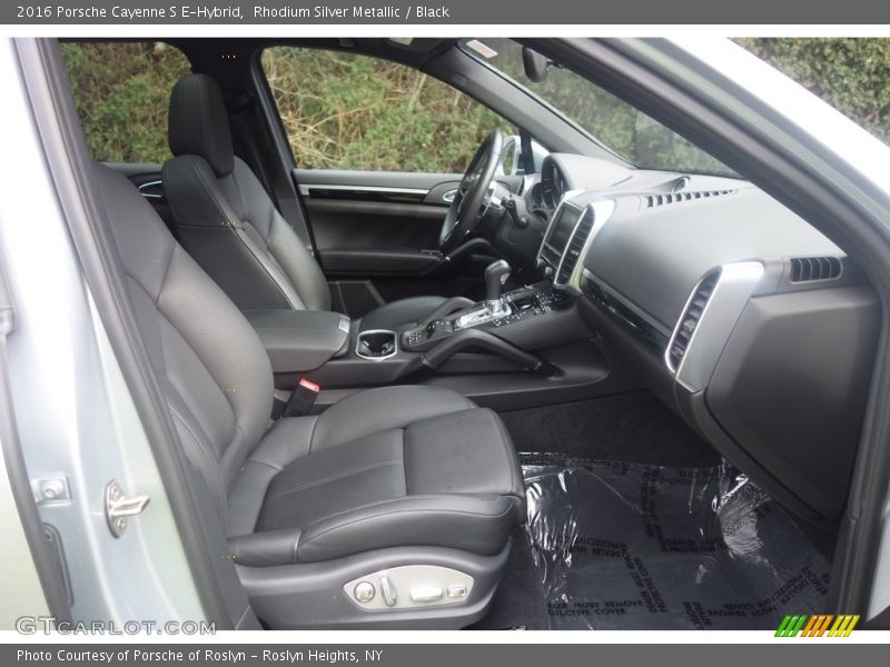 Rhodium Silver Metallic / Black 2016 Porsche Cayenne S E-Hybrid