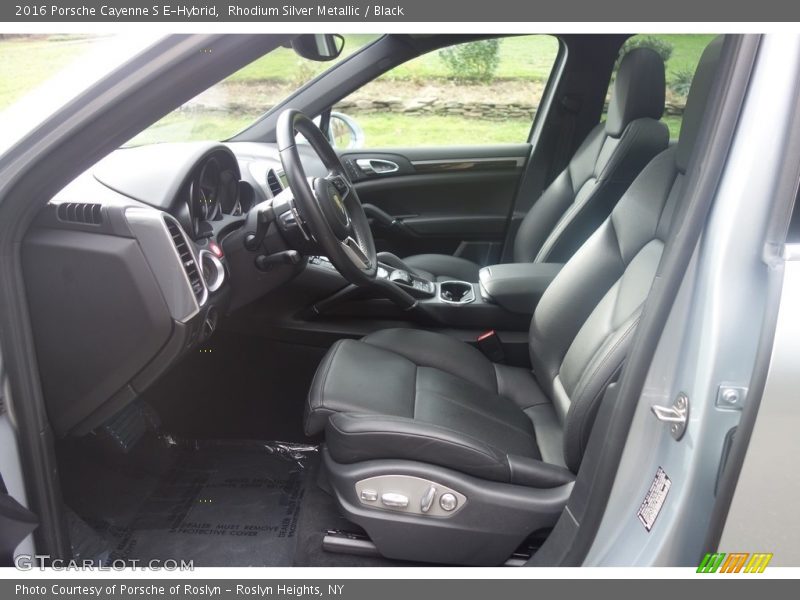 Front Seat of 2016 Cayenne S E-Hybrid