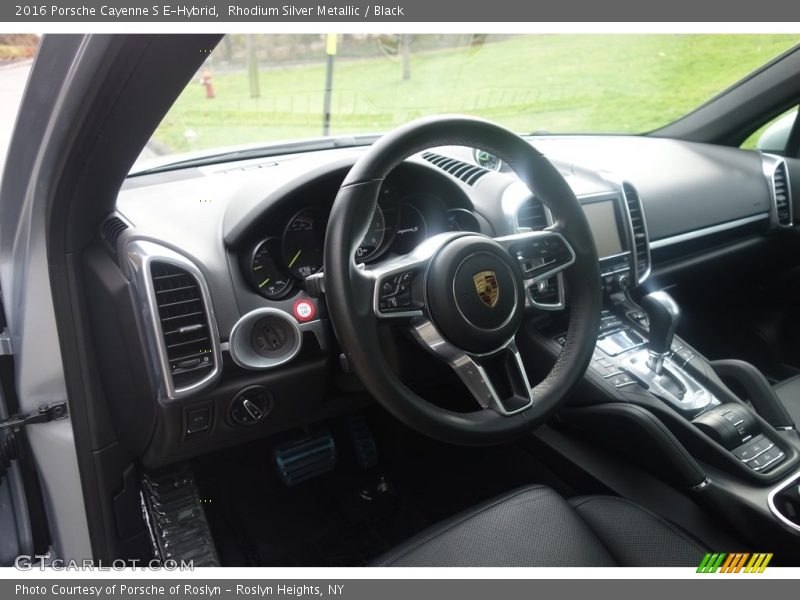 Rhodium Silver Metallic / Black 2016 Porsche Cayenne S E-Hybrid