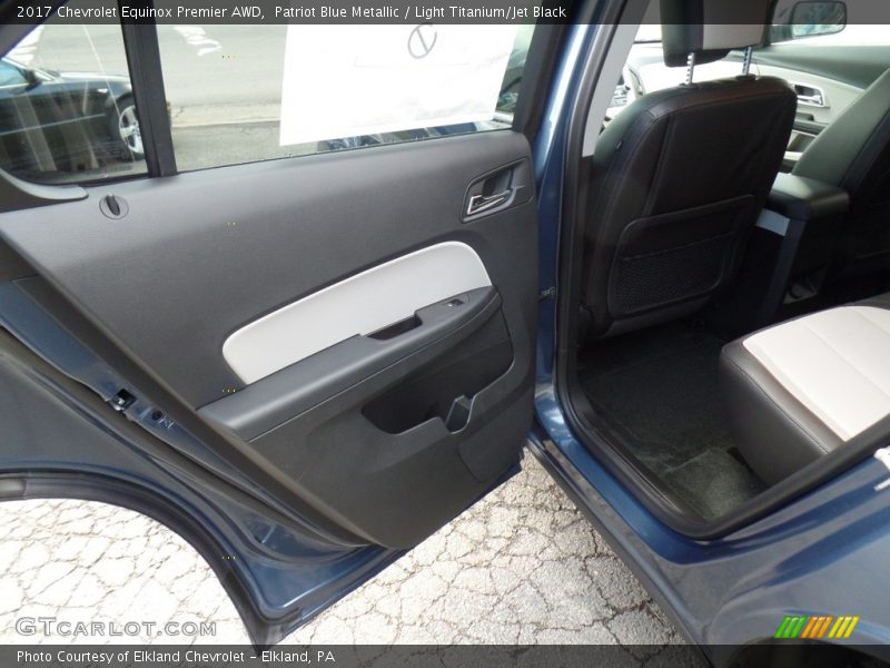 Patriot Blue Metallic / Light Titanium/Jet Black 2017 Chevrolet Equinox Premier AWD