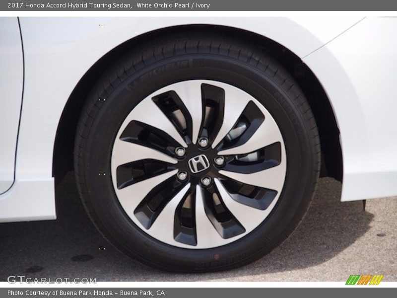  2017 Accord Hybrid Touring Sedan Wheel