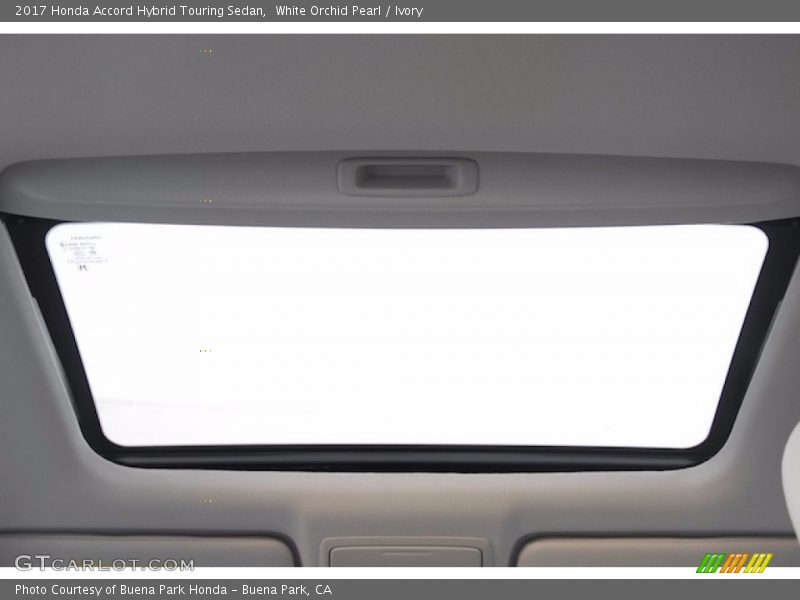 Sunroof of 2017 Accord Hybrid Touring Sedan