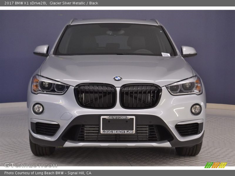 Glacier Silver Metallic / Black 2017 BMW X1 sDrive28i