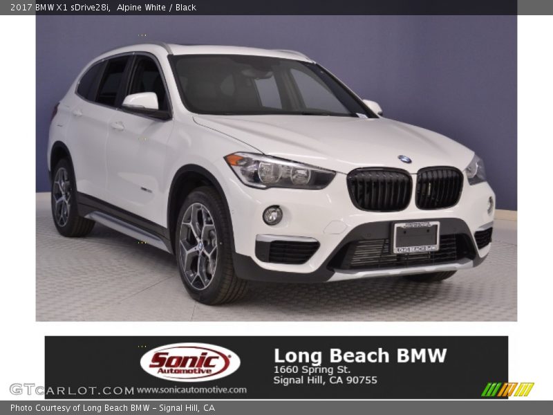 Alpine White / Black 2017 BMW X1 sDrive28i