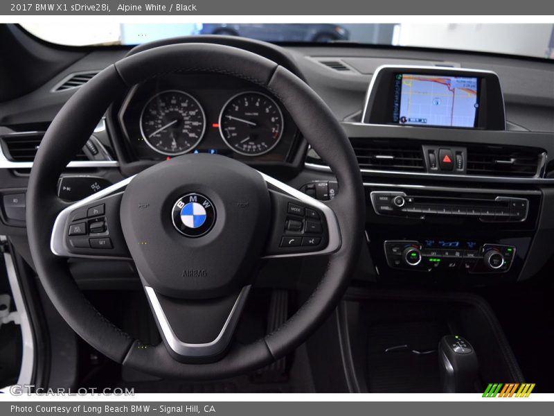 Alpine White / Black 2017 BMW X1 sDrive28i