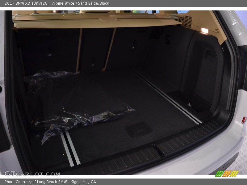 Alpine White / Sand Beige/Black 2017 BMW X3 sDrive28i
