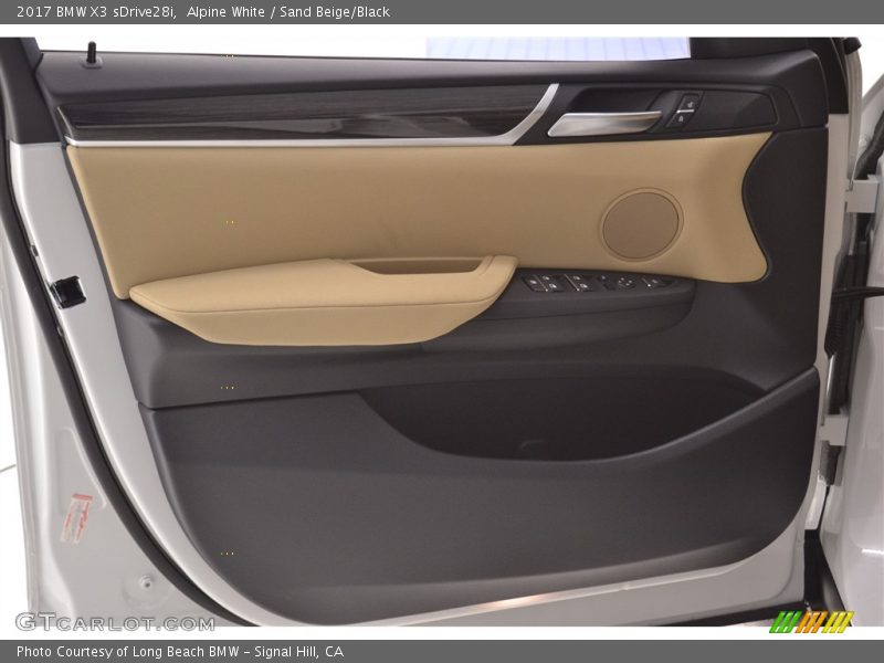 Alpine White / Sand Beige/Black 2017 BMW X3 sDrive28i