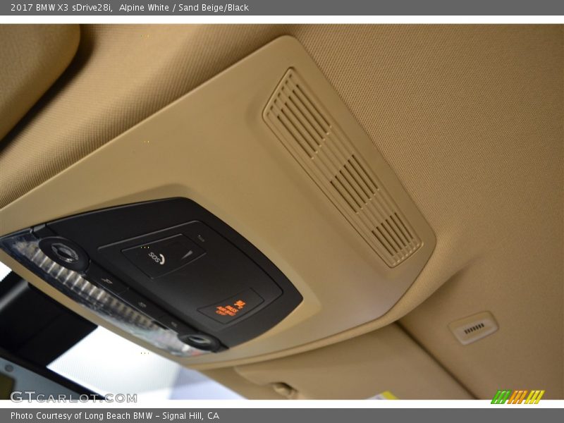 Alpine White / Sand Beige/Black 2017 BMW X3 sDrive28i
