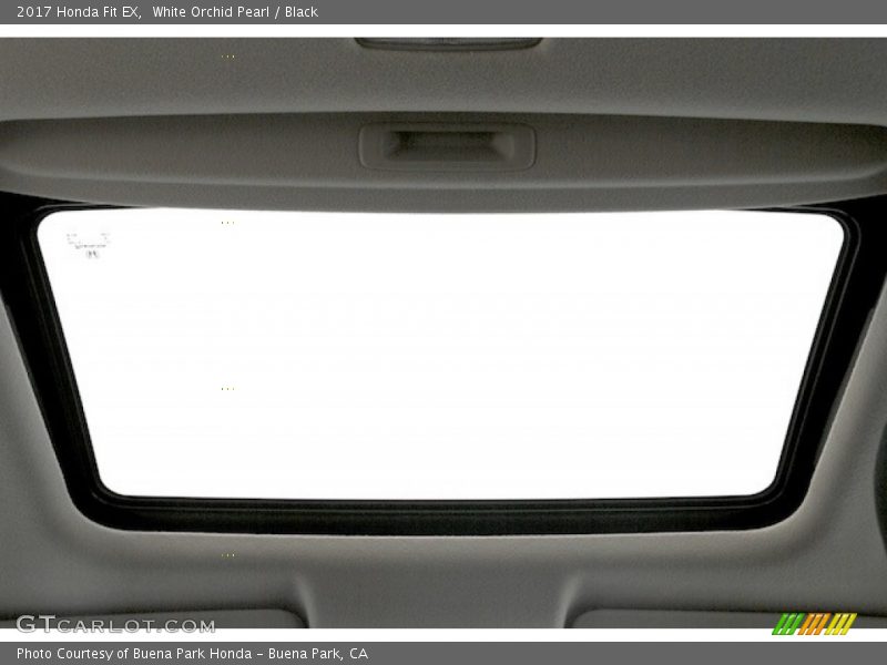 White Orchid Pearl / Black 2017 Honda Fit EX