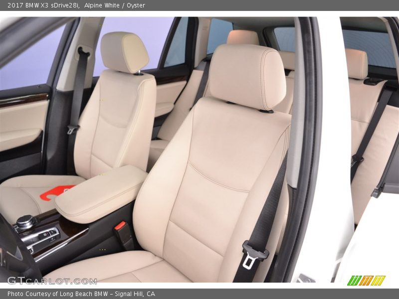 Alpine White / Oyster 2017 BMW X3 sDrive28i
