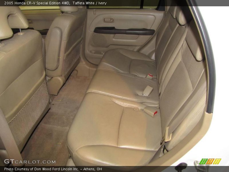 Taffeta White / Ivory 2005 Honda CR-V Special Edition 4WD