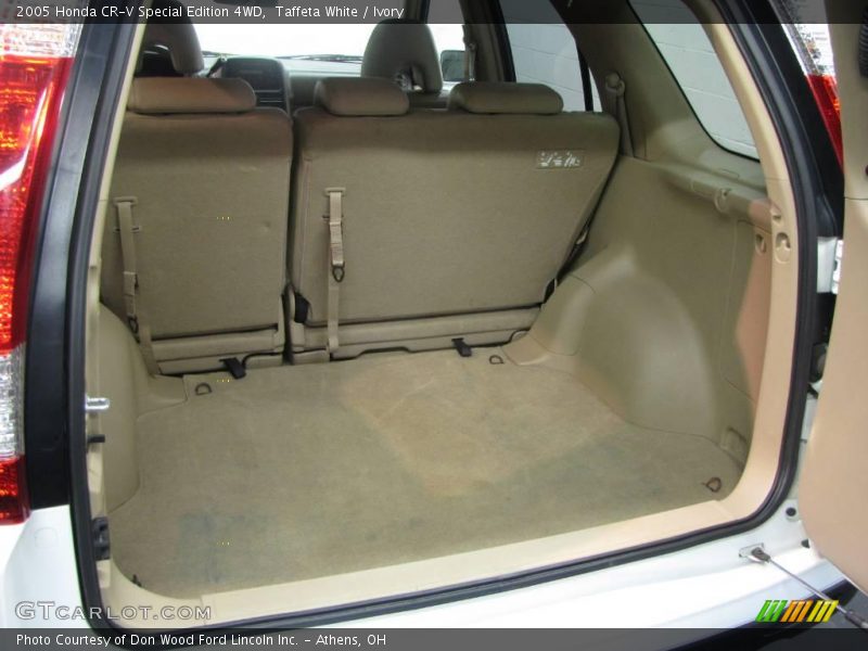Taffeta White / Ivory 2005 Honda CR-V Special Edition 4WD