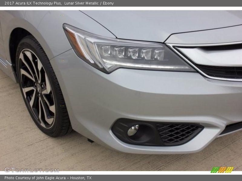 Lunar Silver Metallic / Ebony 2017 Acura ILX Technology Plus