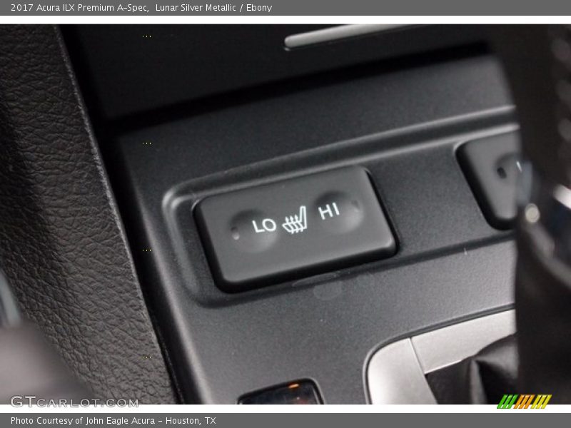 Controls of 2017 ILX Premium A-Spec