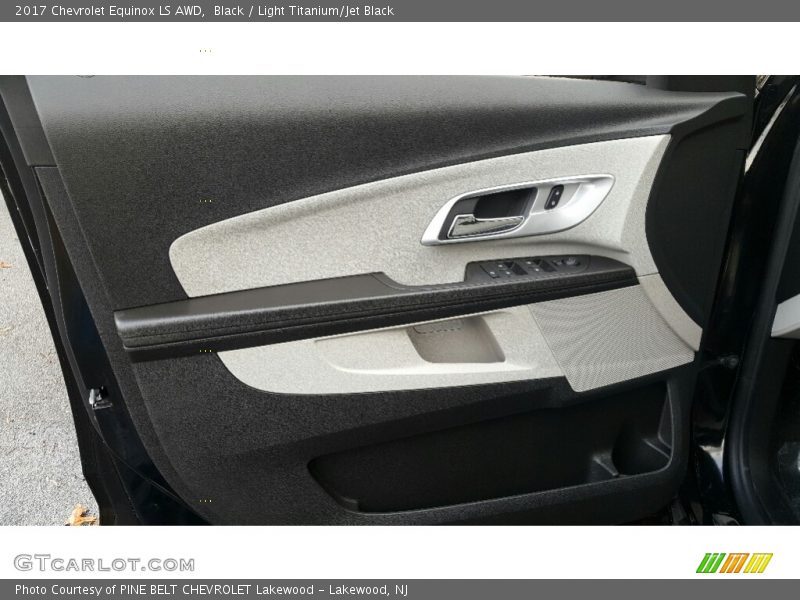 Black / Light Titanium/Jet Black 2017 Chevrolet Equinox LS AWD
