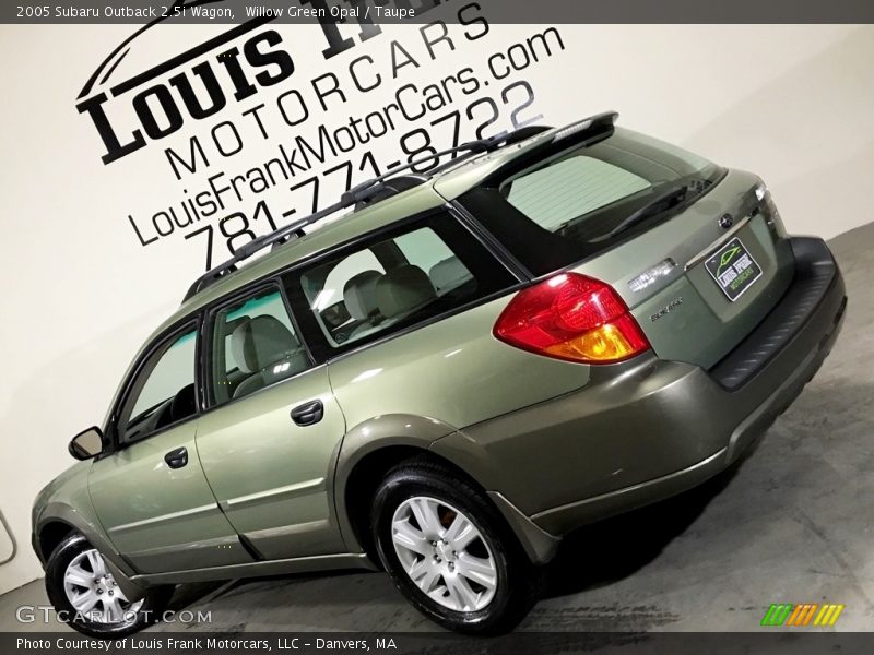 Willow Green Opal / Taupe 2005 Subaru Outback 2.5i Wagon