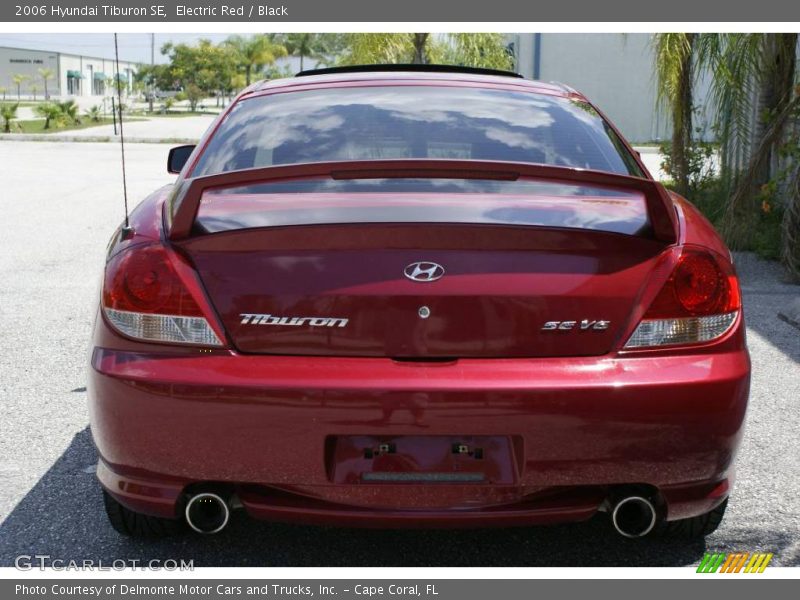 Electric Red / Black 2006 Hyundai Tiburon SE