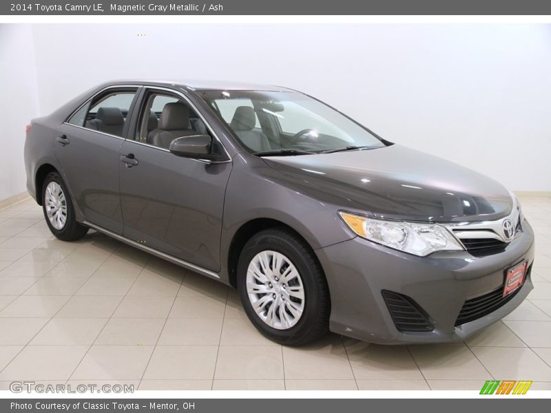Magnetic Gray Metallic / Ash 2014 Toyota Camry LE