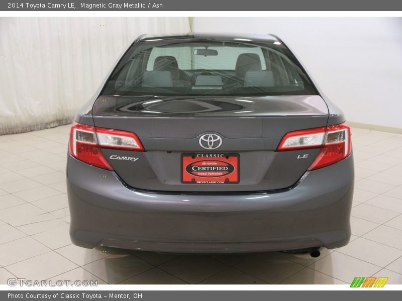 Magnetic Gray Metallic / Ash 2014 Toyota Camry LE