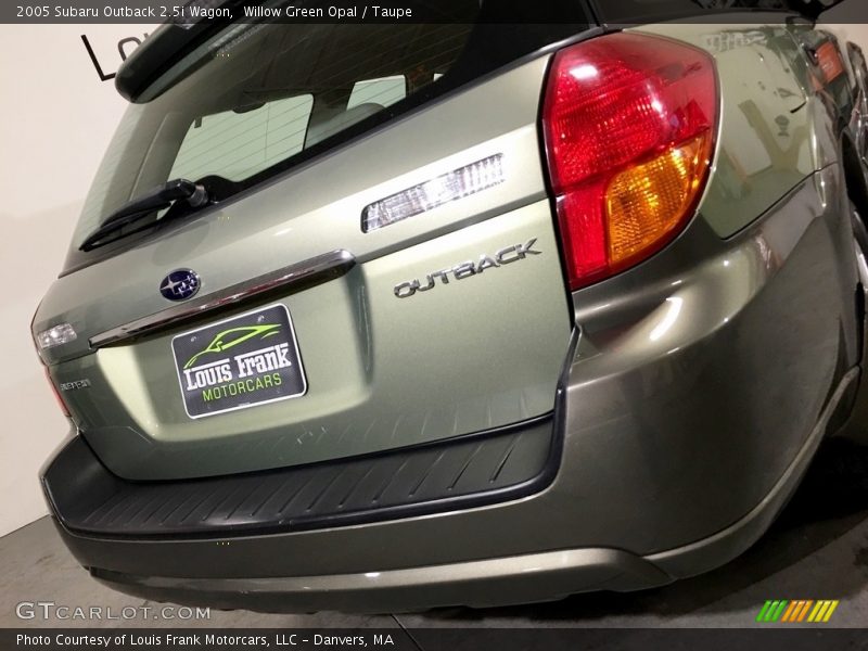Willow Green Opal / Taupe 2005 Subaru Outback 2.5i Wagon