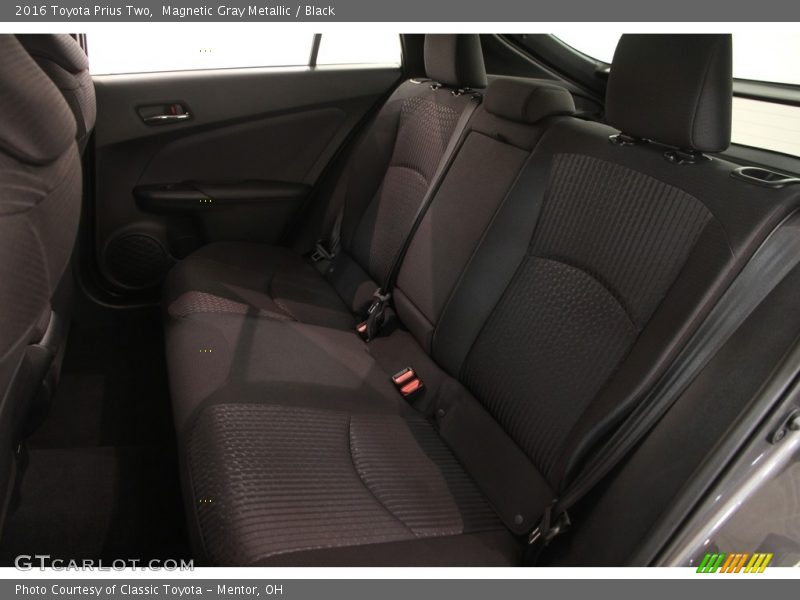 Magnetic Gray Metallic / Black 2016 Toyota Prius Two
