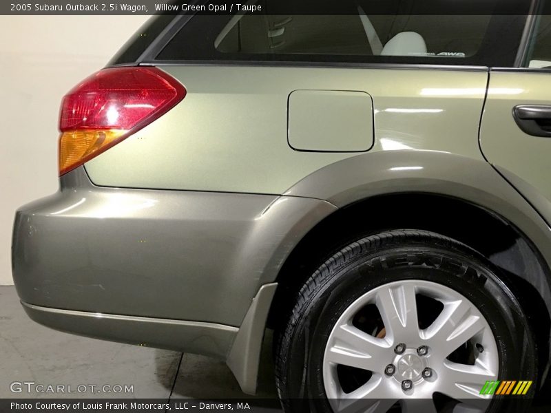 Willow Green Opal / Taupe 2005 Subaru Outback 2.5i Wagon