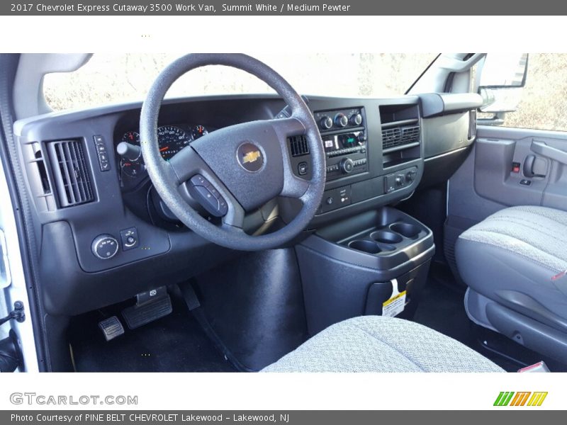 Summit White / Medium Pewter 2017 Chevrolet Express Cutaway 3500 Work Van