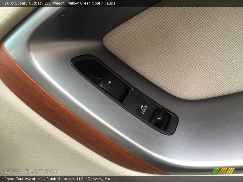Willow Green Opal / Taupe 2005 Subaru Outback 2.5i Wagon