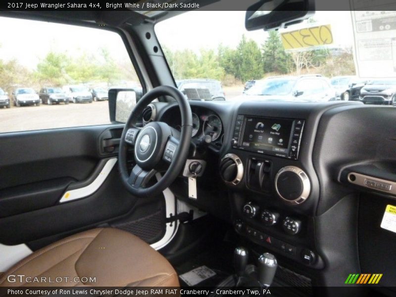 Bright White / Black/Dark Saddle 2017 Jeep Wrangler Sahara 4x4