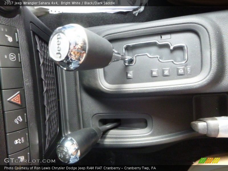 Bright White / Black/Dark Saddle 2017 Jeep Wrangler Sahara 4x4